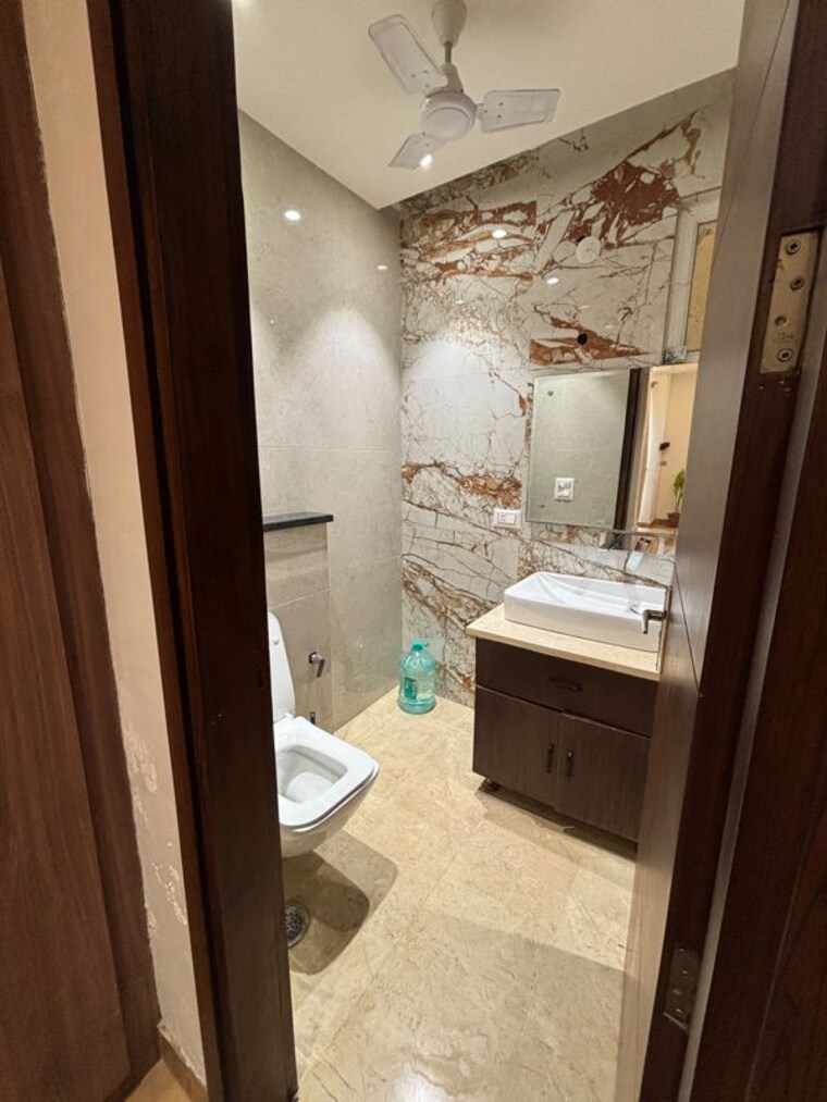 Kitchen, sector 56 3 Bedroom 2700 Sq.Ft. Builder Floor In Sector 56 Gurgaon 10611936