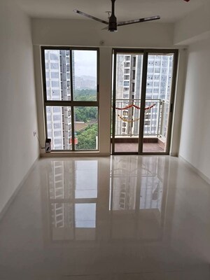 2 BHK Apartment For Rent in Lodha Crown Kolshet, Kolshet Road