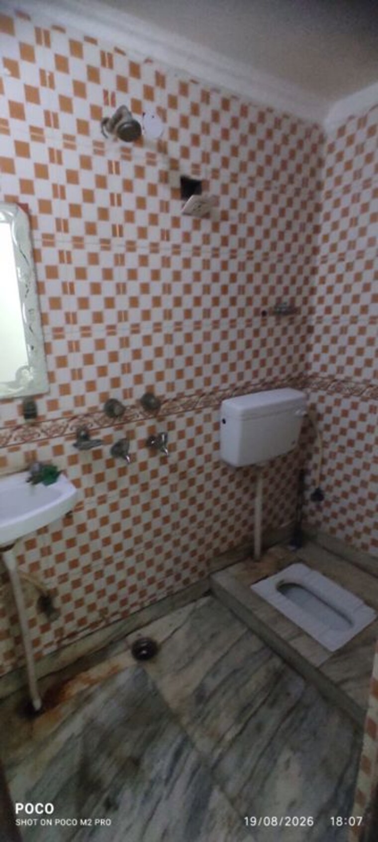 Bathroom, mehrauli 2 Bedroom 800 Sq.Ft. Builder Floor In Mehrauli Delhi 10611942
