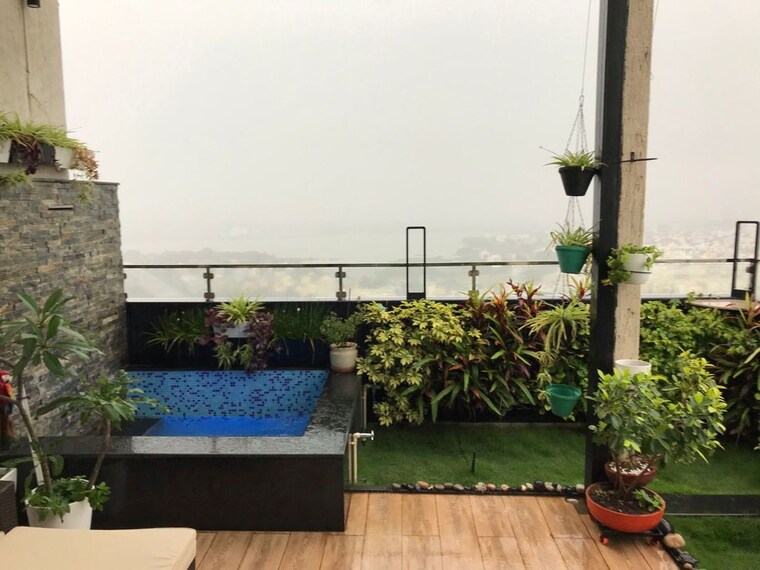 Garden, pashmina-waterfront 4 Bedroom 3640 Sq.Ft. Penthouse In Old Madras Road Bangalore 10611624