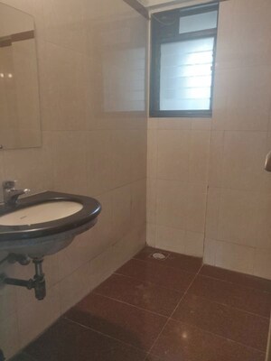 Bathroom in 3.5 BHK Apartment at Dhairya Residency, Khar West – for Rent