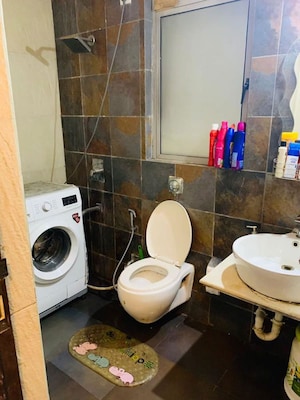 Team Area in 2 BHK Apartment at Adhiraj Gardens, Kharghar – for Sale