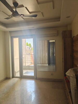 Room in 3 BHK Builder Floor at Sector 14 – for Sale