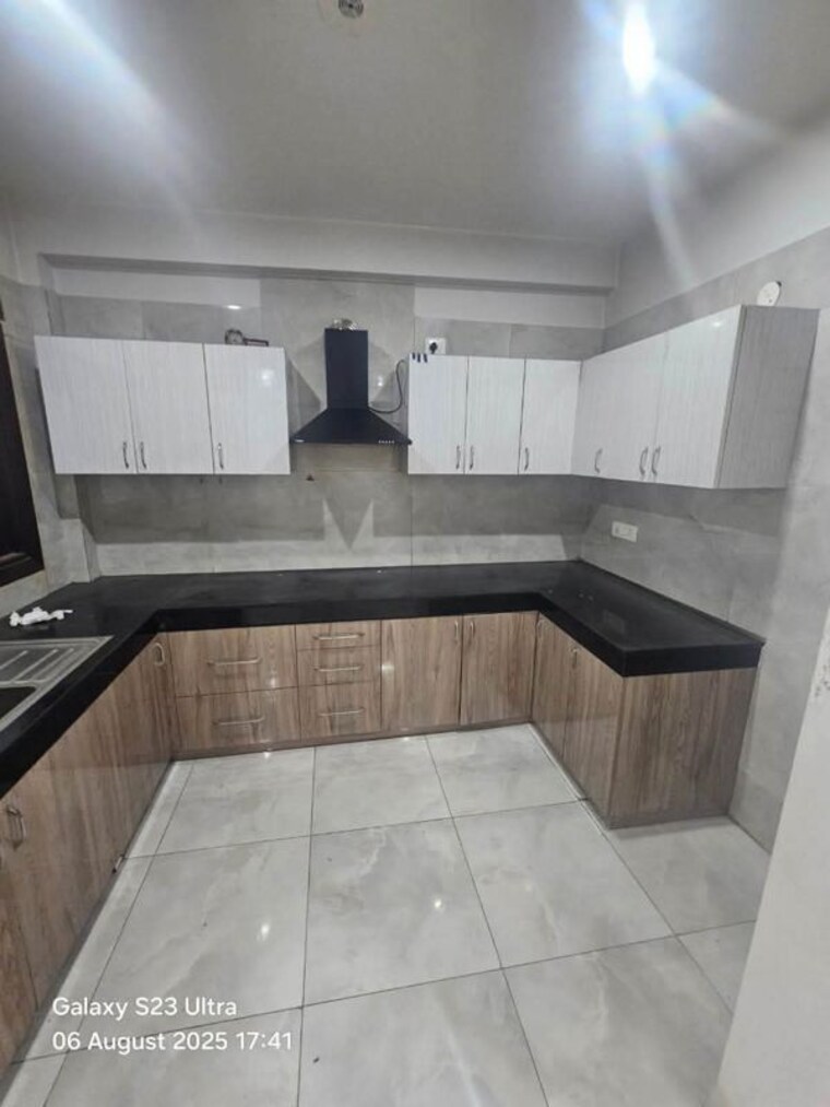 Kitchen, unitech-uniworld-gardens-2 2 Bedroom 1000 Sq.Ft. Apartment In Sector 47 Gurgaon 10612032