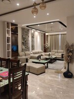 4 BHK + Servant Room 2700 Sq.Ft. Builder Floor in Super Mart 1