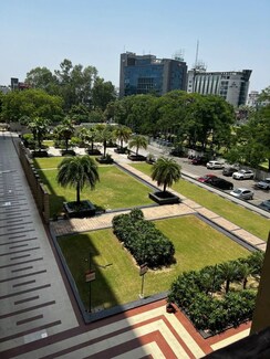 3.5 BHK + Servant Room Builder Floor For Rent in Rohtas Presidential Tower