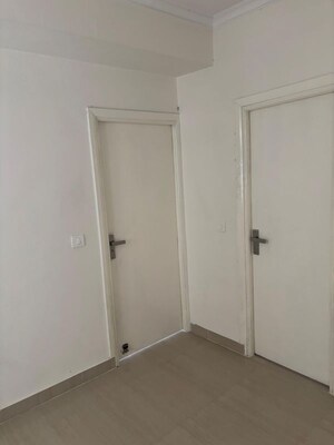 Room in 3 BHK Apartment at Nilaya Greens, Raj Nagar Extension – for Rent