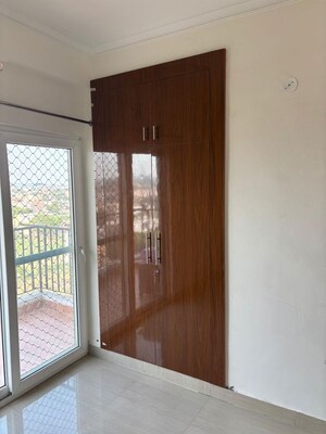 Room in 3 BHK Apartment at Nilaya Greens, Raj Nagar Extension – for Rent