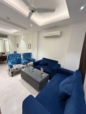 Team Area in 2 BHK Builder Floor at Sector 15 – for Rent