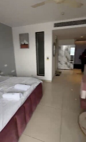 Room in Studio Apartment at M3M One Key Resiments, Sector 67 – for Rent