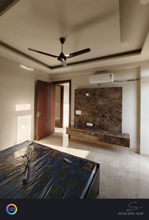 Bedroom in 2 BHK Builder Floor at Sushant Lok 2, Sector 57 – for Rent