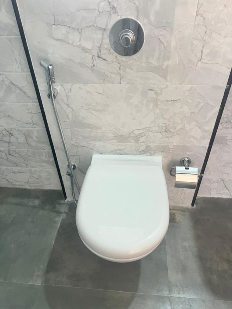 Bathroom, wakad 3 Bedroom 1400 Sq.Ft. Apartment In Wakad Pune 10612091