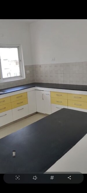 Kitchen in 3.5 BHK Apartment at Rapti Apartment, Gomti Nagar – for Rent