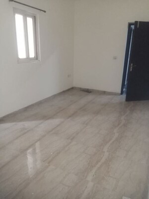 Room in 2 BHK Apartment at Pivotal Devaan, Sector 84 – for Rent