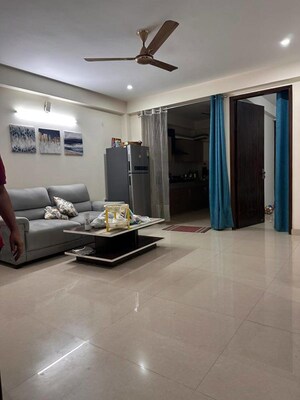 Living Room in 3 BHK Builder Floor at Sector 15 – for Rent