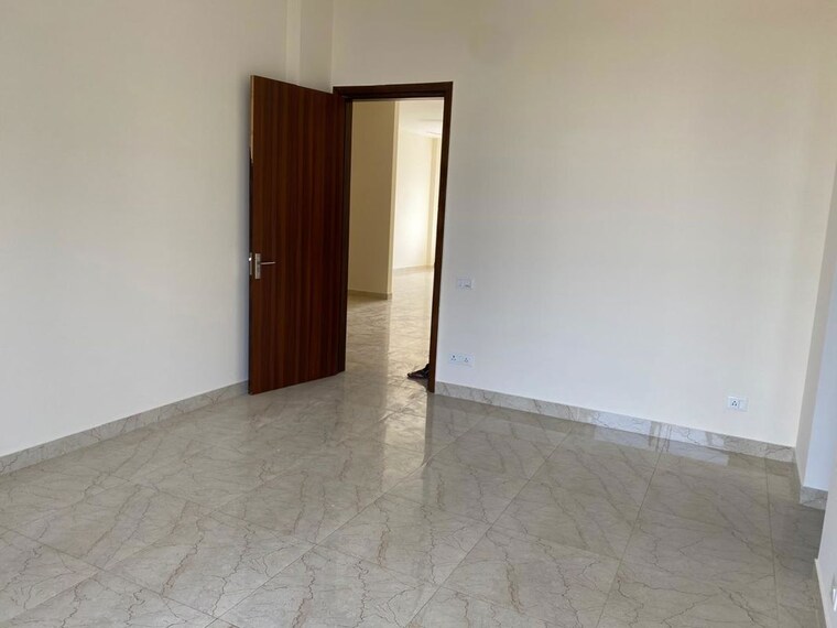 Room, sector 57 3 Bedroom 2200 Sq.Ft. Builder Floor In Sector 57 Gurgaon 10612115