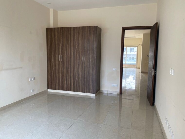Room, sector 57 3 Bedroom 2200 Sq.Ft. Builder Floor In Sector 57 Gurgaon 10612115