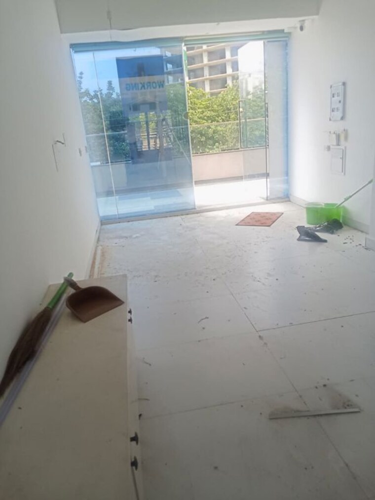 Room, m3m-tee-point Commercial Shop 615 Sq.Ft. In Sector 65 Gurgaon 10612105