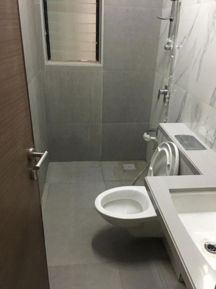 Bathroom, the-wadhwa-anmol-fortune 3 Bedroom 1112 Sq.Ft. Apartment In Goregaon West Mumbai 10612126