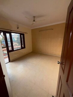 3 BHK Builder Floor For Rent in Jakhan