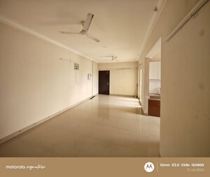  2 BHK Apartment at Paramount Golf Foreste Apartments, Zeta I Greater Noida – for Rent