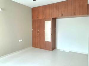 Room in 3 BHK Apartment at Bhartiya City Nikoo Homes 4, Thanisandra Main Road – for Rent