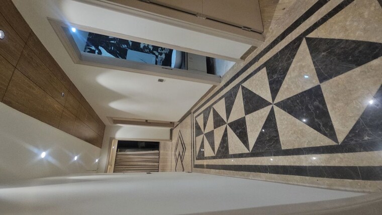 Balcony, uppal-gurgaon-99 3 Bedroom 290 Sq.Yd. Builder Floor In Sector 99 Gurgaon 10612127