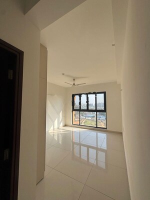 Room in 3 BHK Apartment at Purva Atmosphere, Thanisandra Main Road – for Rent