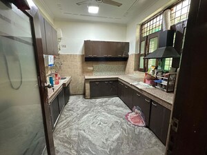 Bedroom in 3 BHK Builder Floor at Sector 57 – for Rent