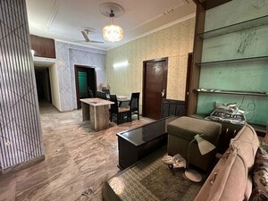 Living Room in 3 BHK Builder Floor at Sector 57 – for Rent