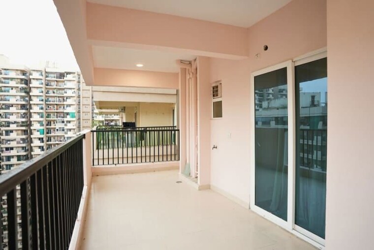 undefined, gaur-city-2-14th-avenue 3 Bedroom 1175 Sq.Ft. Apartment In Sector 16c Greater Noida Greater Noida 10612167