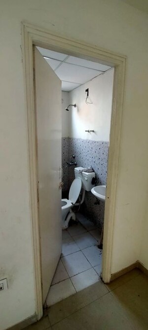 Bathroom in 3 BHK Apartment at Hero Homes Gurgaon, Sector 104 – for Rent