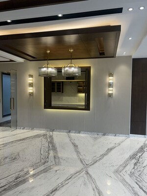 Room in 3 BHK Builder Floor at Sector 23 – for Rent