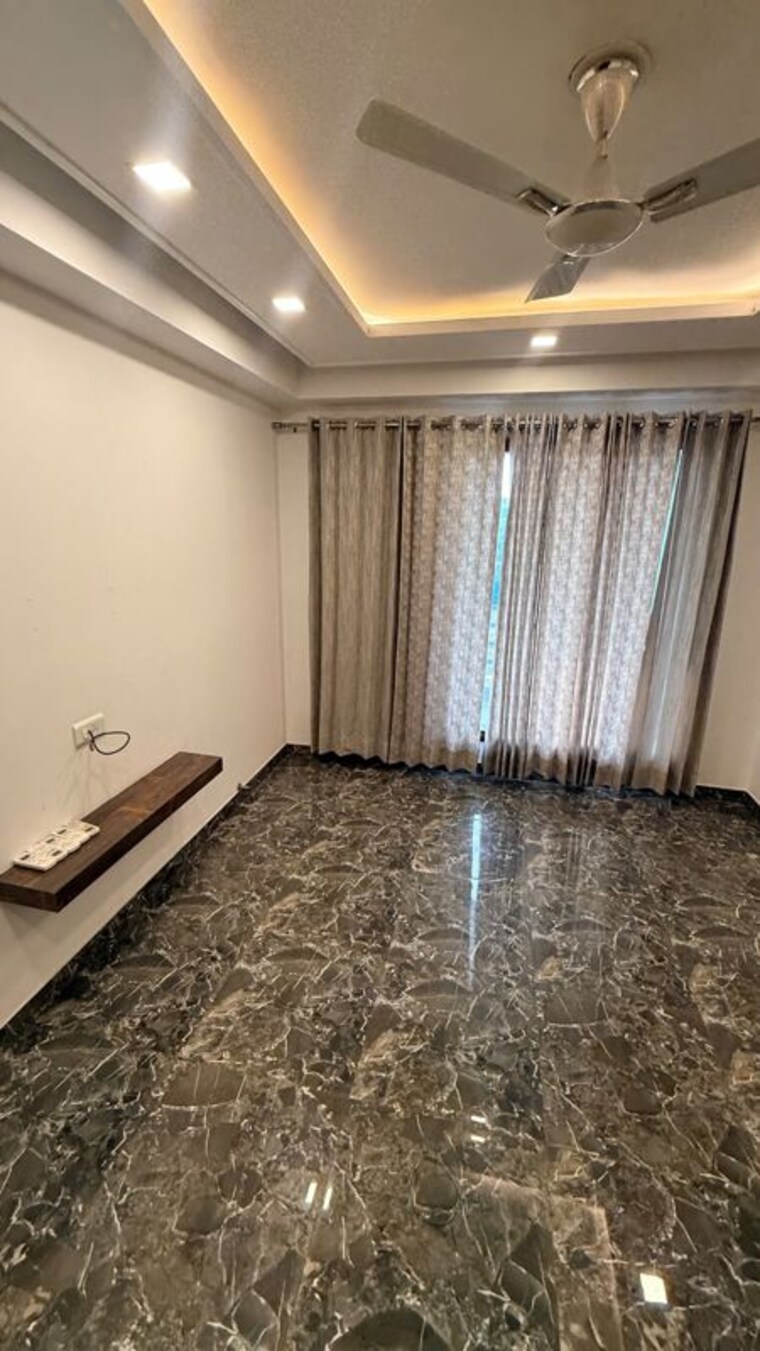 Bedroom, sector 57 4 Bedroom 2700 Sq.Ft. Builder Floor In Sector 57 Gurgaon 10612197