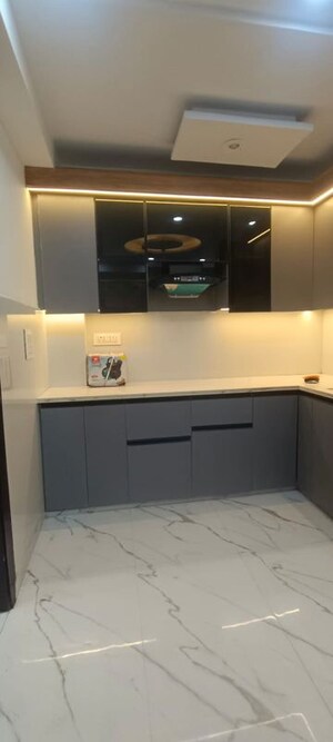 Kitchen in 1 BHK Builder Floor at Uttam Nagar – for Rent
