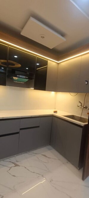 Kitchen in 1 BHK Builder Floor at Uttam Nagar – for Rent