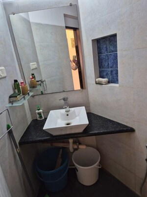 Team Area in 2 BHK Apartment at Lalani Grandeur, Goregaon East – for Rent