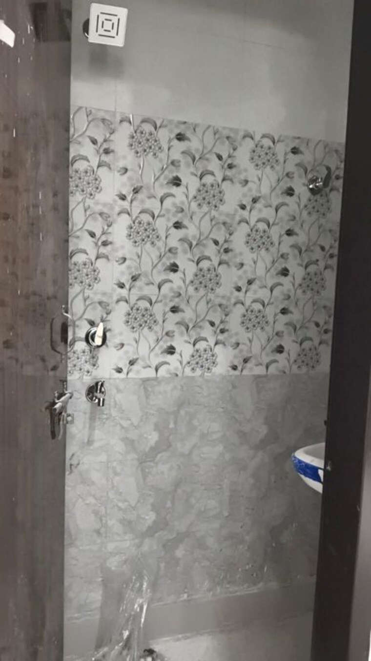 Bathroom, uttam nagar 2 Bedroom 600 Sq.Ft. Builder Floor In Uttam Nagar Delhi 10612225