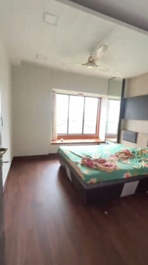 Bedroom in 3 BHK Apartment at Chembur – for Rent