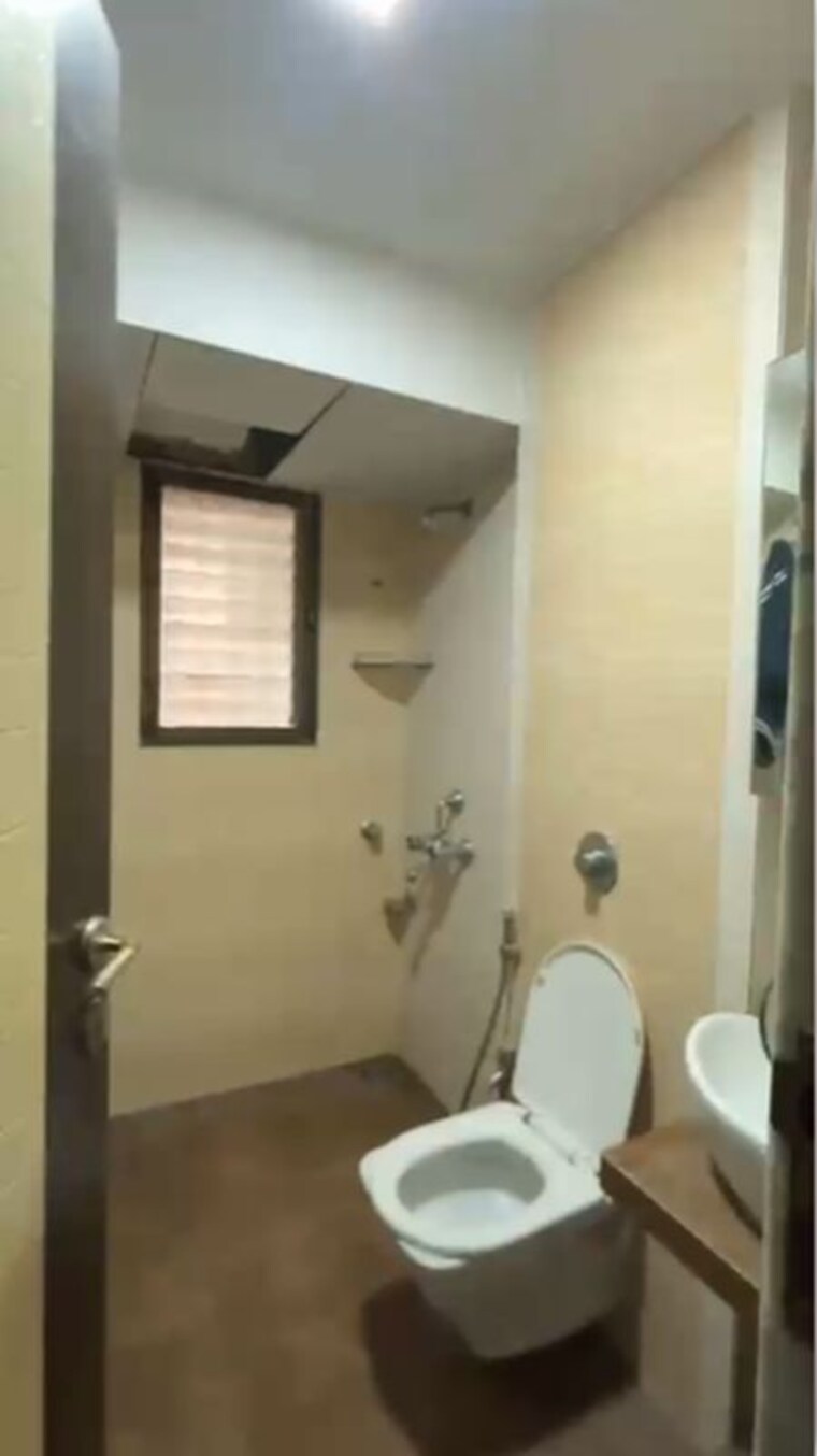 Bathroom, chembur 3 Bedroom 1150 Sq.Ft. Apartment In Chembur Mumbai 10612210