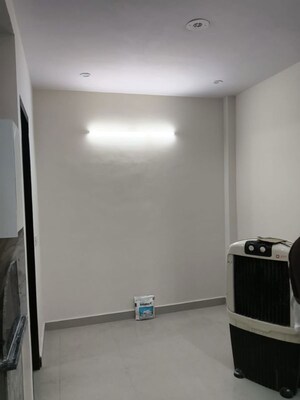 2 BHK Builder Floor For Rent in Uttam Nagar