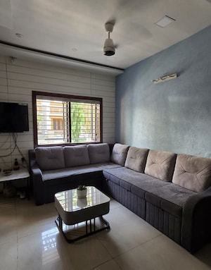 Living Room in  Pg at Vineet Khand 1 – for Rent