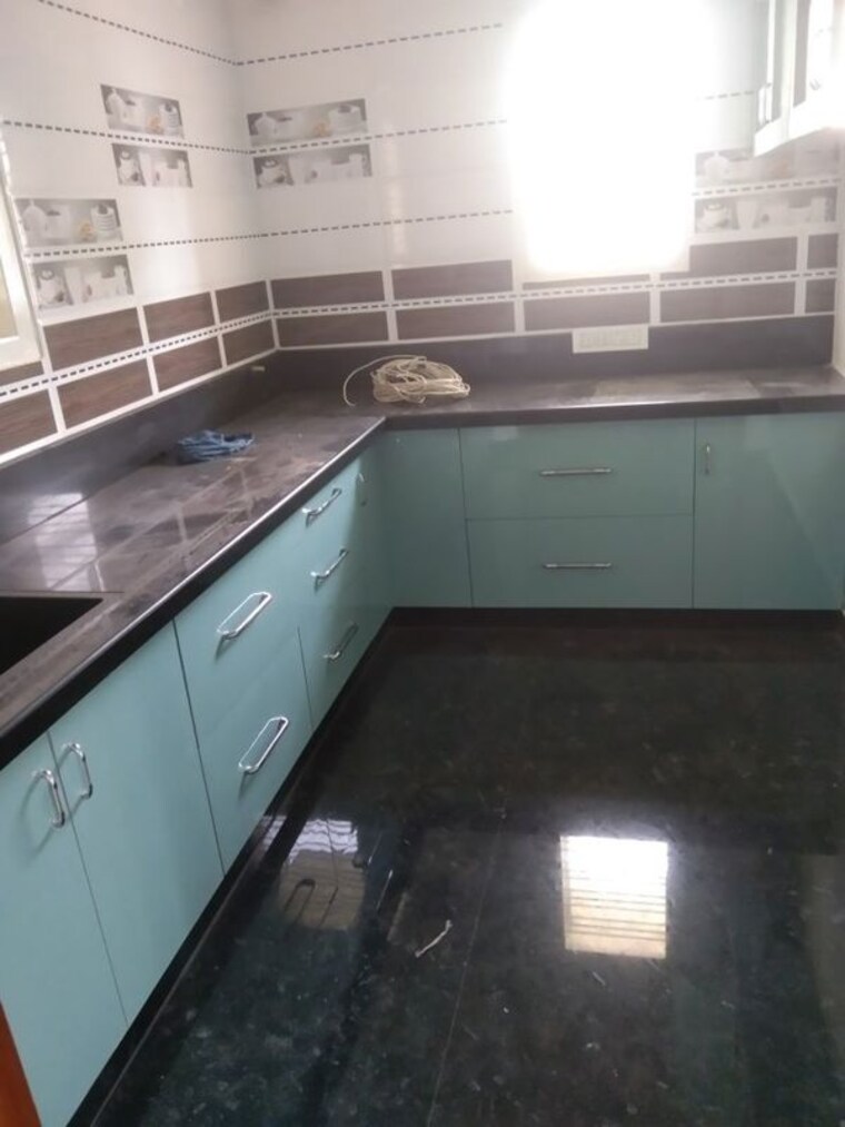 Kitchen, vineet khand 1 Pg For Girls In Vineet Khand 1 10612234