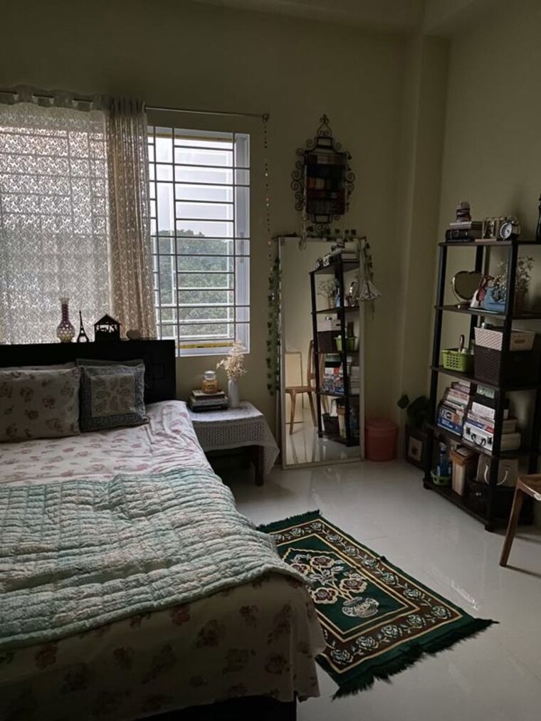 Bedroom, vineet khand 1 Pg For Girls In Vineet Khand 1 10612234
