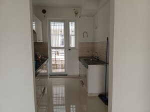 Kitchen in 3.5 BHK Apartment at BPTP Princess Park, Sector 86 – for Sale