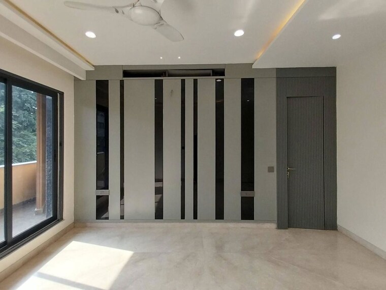 Room, sector 23 4 Bedroom 2250 Sq.Ft. Builder Floor In Sector 23 Gurgaon 10612252