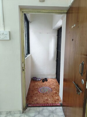 Furnished Amenities in 2 BHK Apartment at Prabhavi Glades, Pashan – for Rent