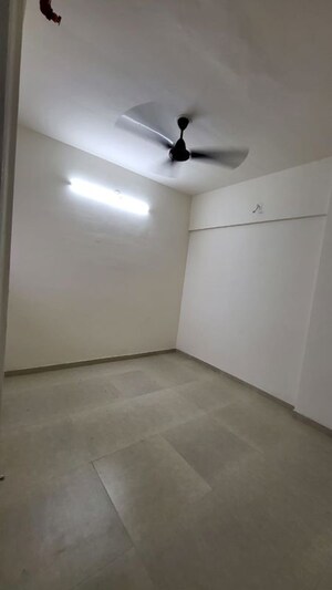 Room in 1 BHK Apartment at Kalyan – for Rent