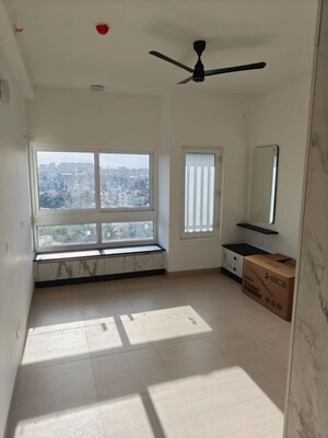 Room in 2 BHK Apartment at Karle Vario Homes, Hebbal – for Rent