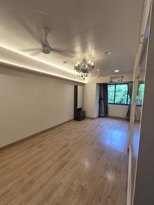 1 BHK Apartment For Rent in Breach Candy